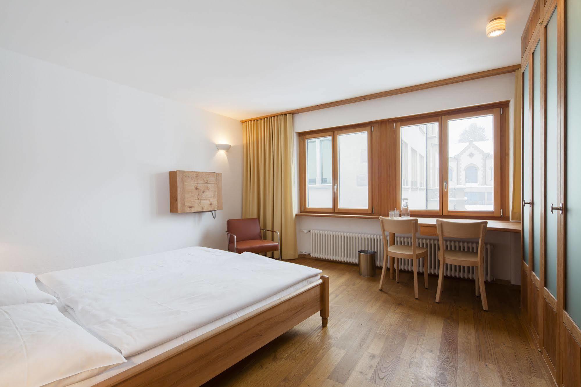 City-Hotel Ochsen ซูก ภายนอก รูปภาพ